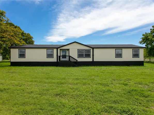 11459 Winstead Ln, Calvert, TX 77837