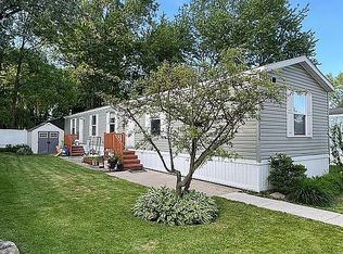 40336 Harrison St, Novi, MI 48375
