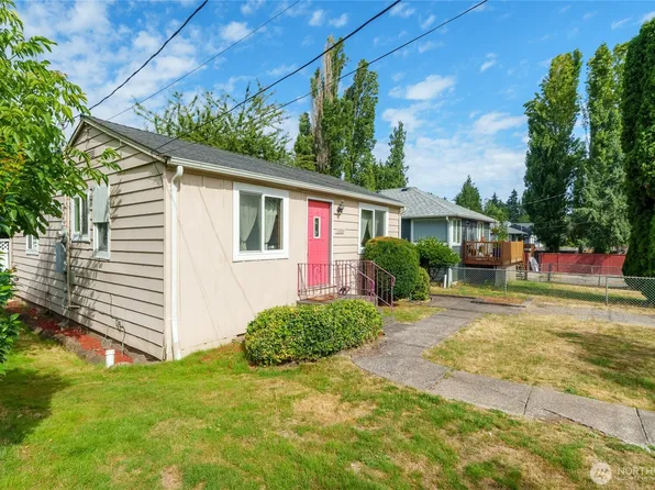 13231 4th Avenue S, Burien, WA 98168