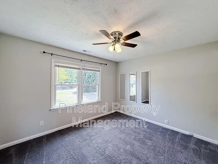 1690 Clairborne Dr — Photo 19