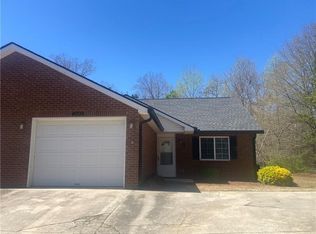 4009 Hidden Hollow Dr, Gainesville, GA 30506
