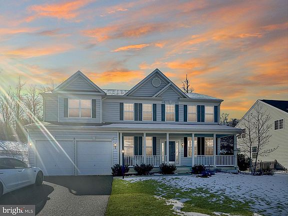 2nd image of 35 Woodford Dr