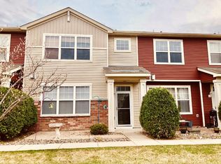 3427 Cherry Ln UNIT D, Woodbury, MN 55129