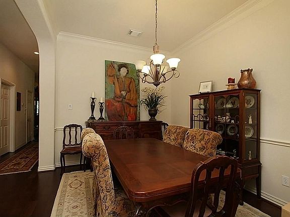 4th image of 94 S Wyckham Cir