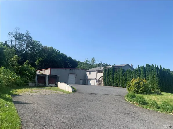 525 W Church St, Slatington, PA 18080