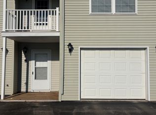 27 Ledges Ct, Lewiston, ME 04240