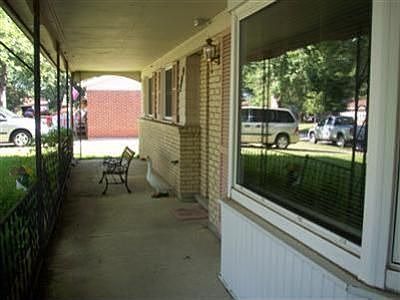 3rd image of 209 W Boitnott Dr
