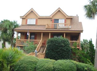702 Carolina Blvd, Isle Of Palms, SC 29451