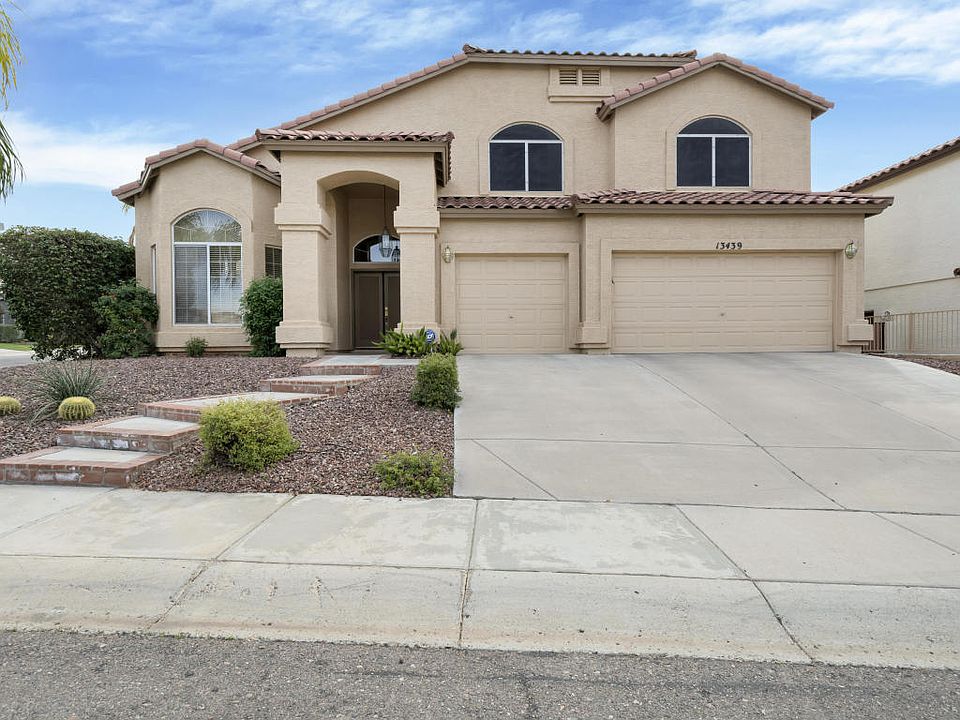2nd image of 13439 N 13th Pl