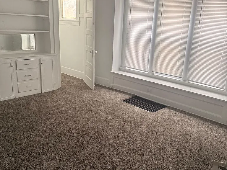 10817 Hull Ave — Photo 10