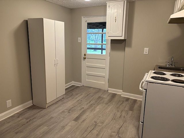 kitchen going out to deck area