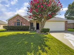 511 E Church St, Forney, TX 75126