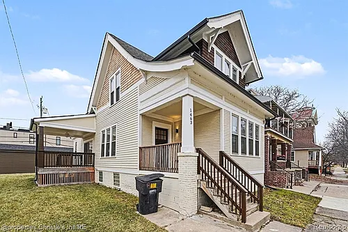 1463 Baldwin St Photo 1
