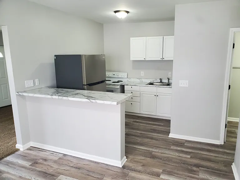 711 McDonald St #1 — Photo 8