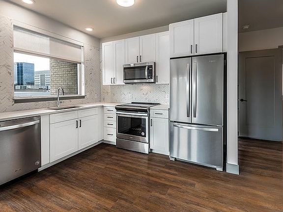 3rd image of 1196 N Grant St APT 404