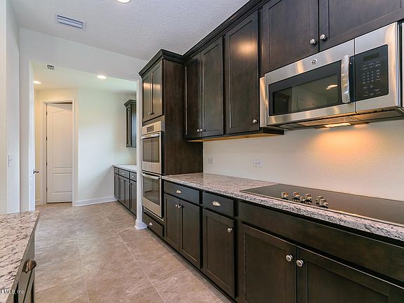 5th image of 3016 Paddle Creek Dr