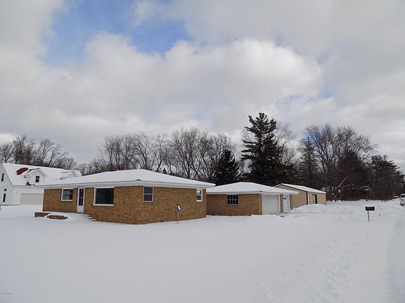 2nd image of 7953 1st St