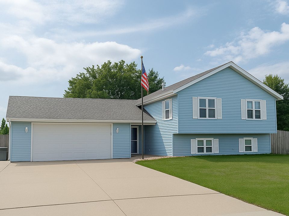 1st image of 828 Thornberry Dr