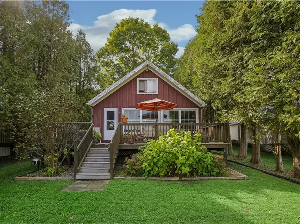 581 W Cottage Ln, De Ruyter, NY 13052
