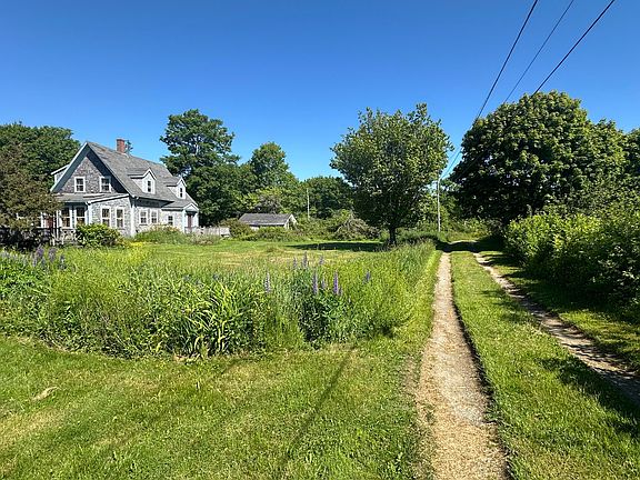 3rd image of 31 Shag Hollow Road
