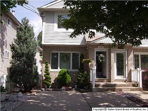 1st image of 753 Barlow Ave