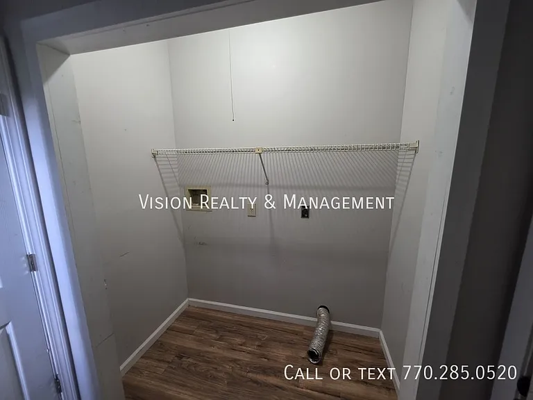 985 S Lassetter Cir — Photo 17