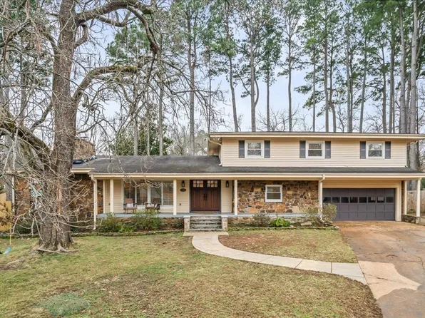 1595 McHenry Cv, Germantown, TN 38138