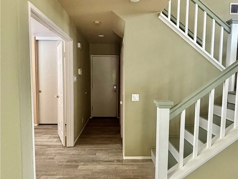 1834 Berryhill Dr — Photo 11