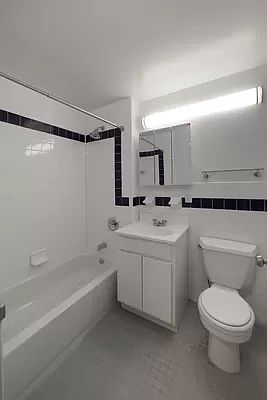5th image of 3880 Orloff Ave APT 5D