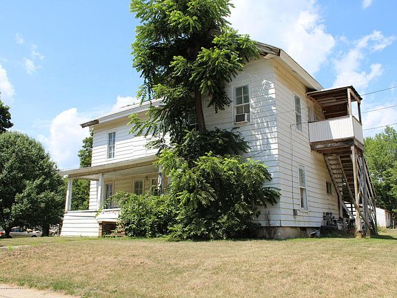 4th image of 410 Mill St