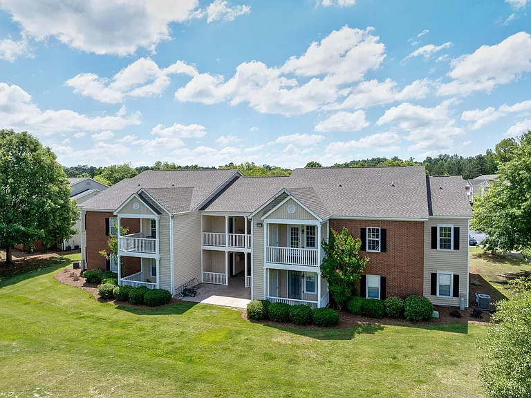 Bristol Park Apartment Homes — Photo 15