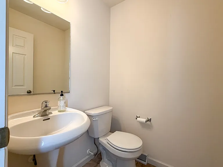 271 Wildflower Dr — Photo 14