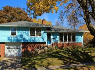 5002 Holiday Dr, Madison, WI 53711