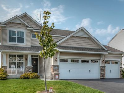 3188 Oak View Dr, Woodbury, MN, 55129