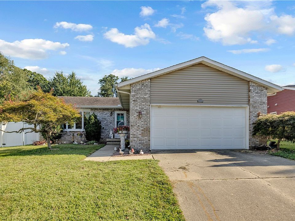 1st image of 2870 N Primrose Ct