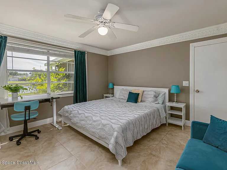4361 Silver Lake Dr — Photo 24