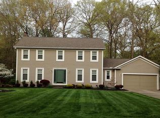 7677 Spring Park Dr, Youngstown, OH 44512