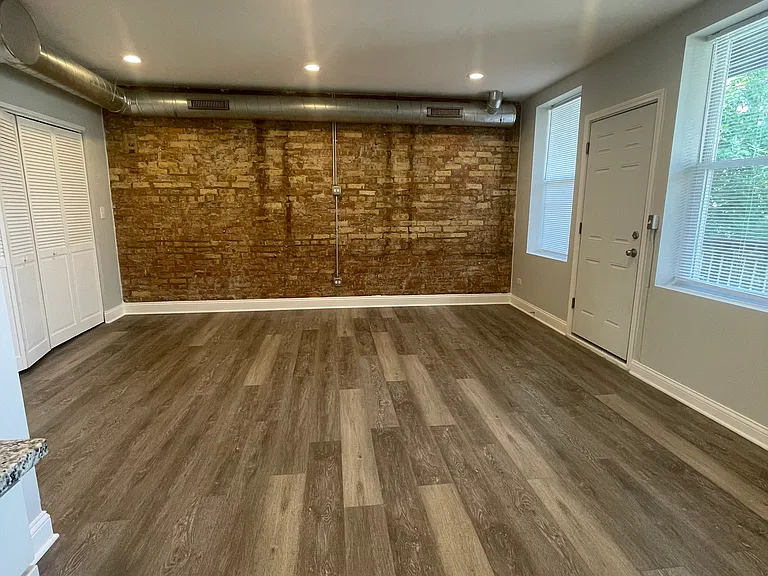 1608 W Wallen Ave #1 — Photo 4
