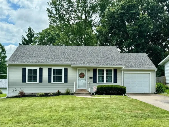 708 W Cooper St, Maryville, MO 64468