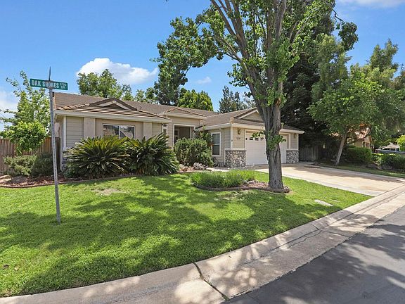 3rd image of 3808 Oak Shores Dr