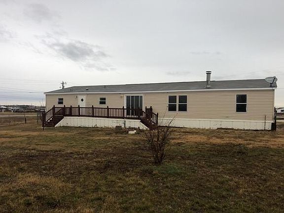 3rd image of 3713 Blueberry Ct