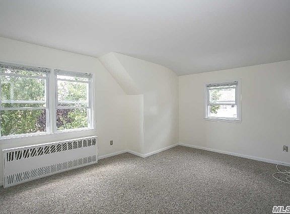 5th image of 206 Willis Ave