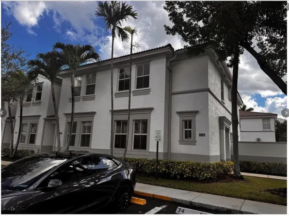 15746 SW 41st St, Miramar, FL 33027