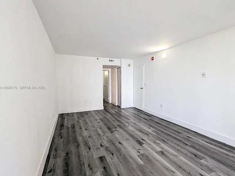 555 NE 15th St #12D — Photo 13