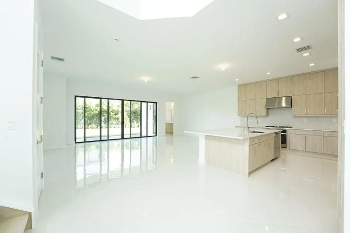 Building Photo - 9099 Silver Marsh Ln