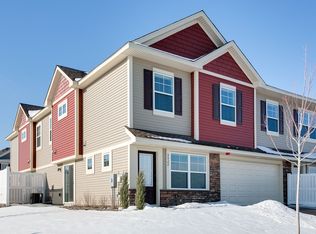 9922 5th Street Ln N, Lake Elmo, MN 55042