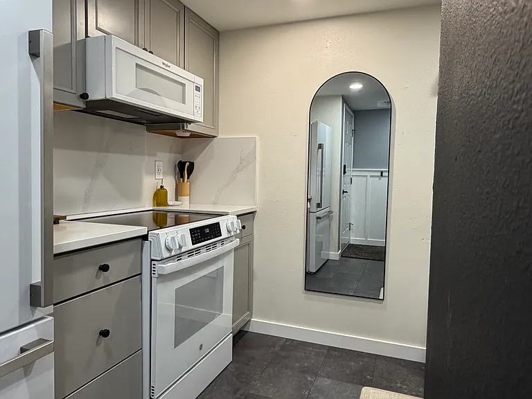 2340 Sentry Dr — Photo 17