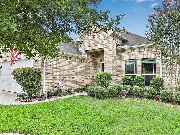 2nd image of 21498 Kings Bend Dr