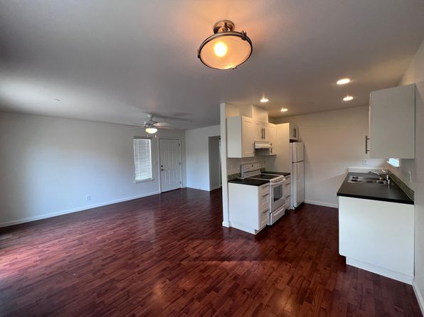 407 W Napa St #C
