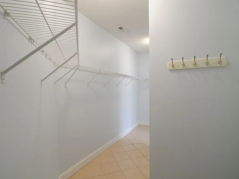 5016 Liberty Park Cir SE — Photo 16